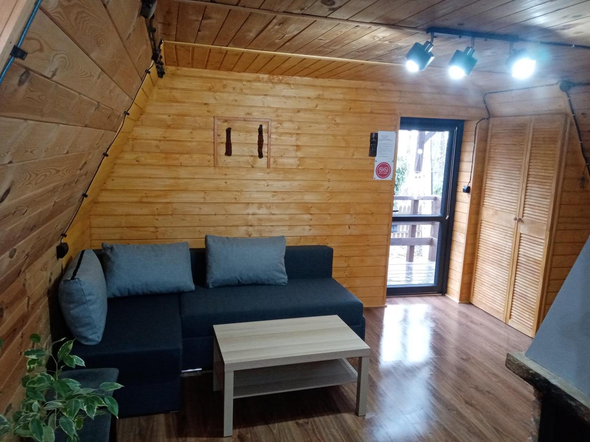 Chatka Pod Lasem Jarnoltowek Exterior photo
